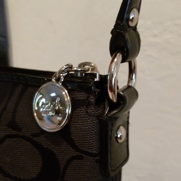 Authentic Coach mini bag - Picture 2 of 4